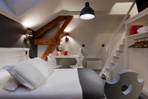 0N0F0158 Romantic Ski Getaways