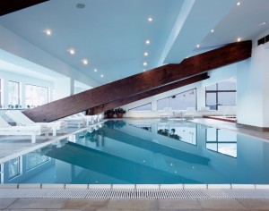 Pool web