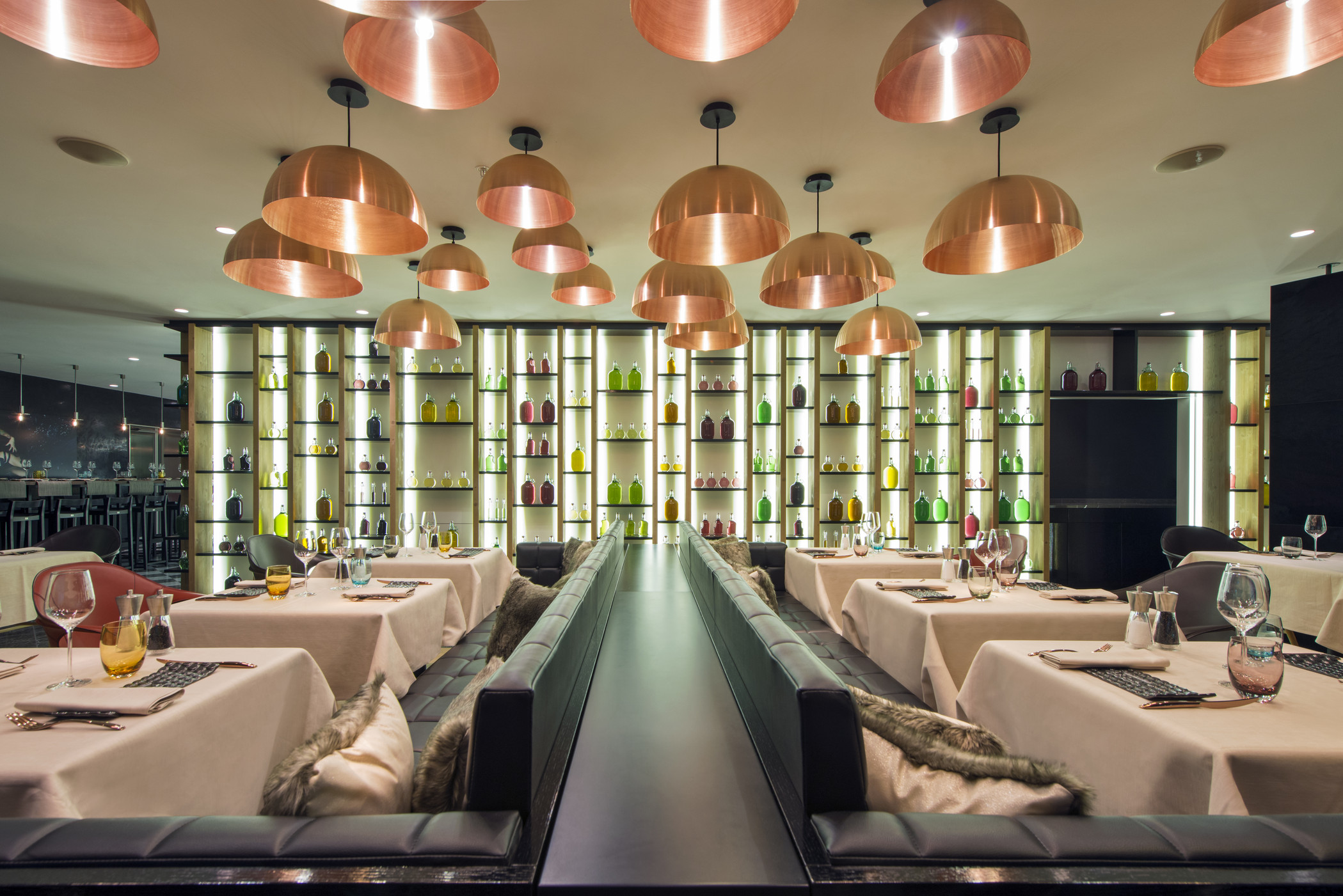 AROLA Restaurant