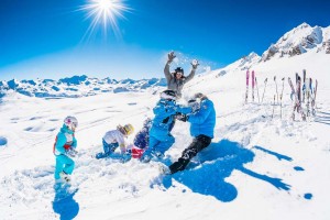 Top Tips for the Festive Traveller