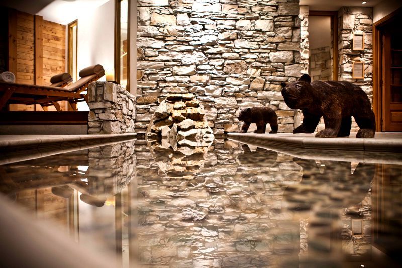 Luxury Ski Hotels