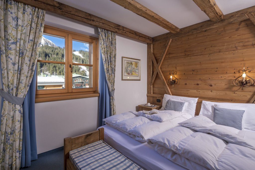 Ski Holidays in the Italian Dolomites