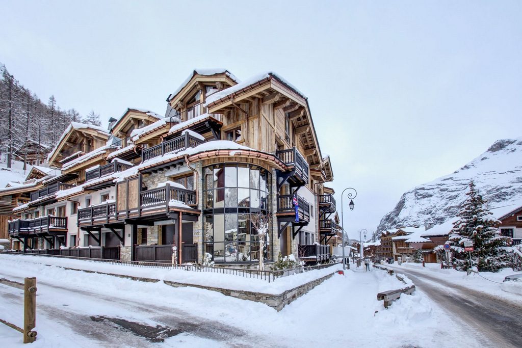Ski Independence Private Collection