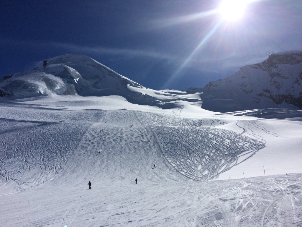 twin-centre luxury skiing