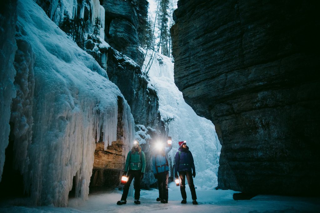 winter activities in alberta